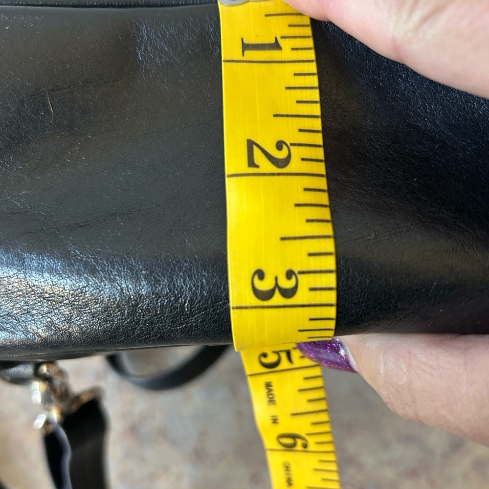 Texier Black Leather Mini Backpack with Sexy Gold Toggle - Picture 12 of 14